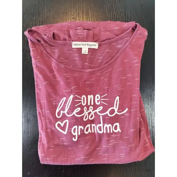 Above and Beyond Women’s M One Blessed Grandma Cold Shoulder Tee Top - Picture 5 of 7
